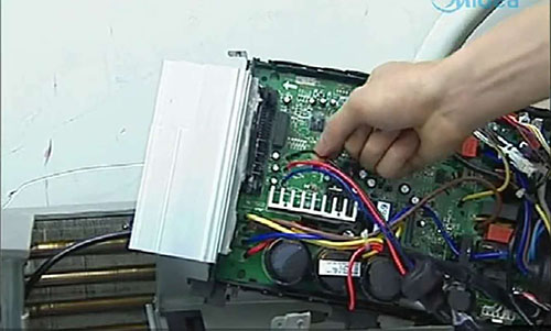 鹤峰美的空调电话是多少